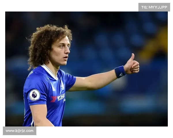 如何根据大卫路易斯的特点判断其最佳踢球位置